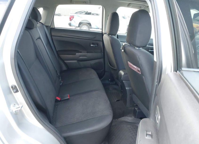 Photo 8 of 2013 Mitsubishi Outlander SPORT SE (VIN 4A4AR4AU7DE016376)