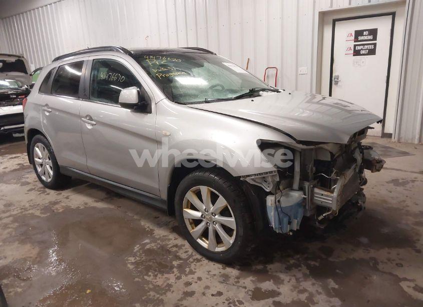 2015 Mitsubishi Outlander SPORT SE (VIN 4A4AR4AU7FE017918) main photo