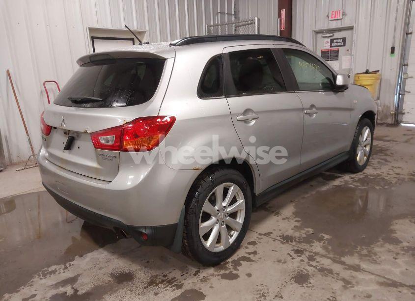 Photo 4 of 2015 Mitsubishi Outlander SPORT SE (VIN 4A4AR4AU7FE017918)