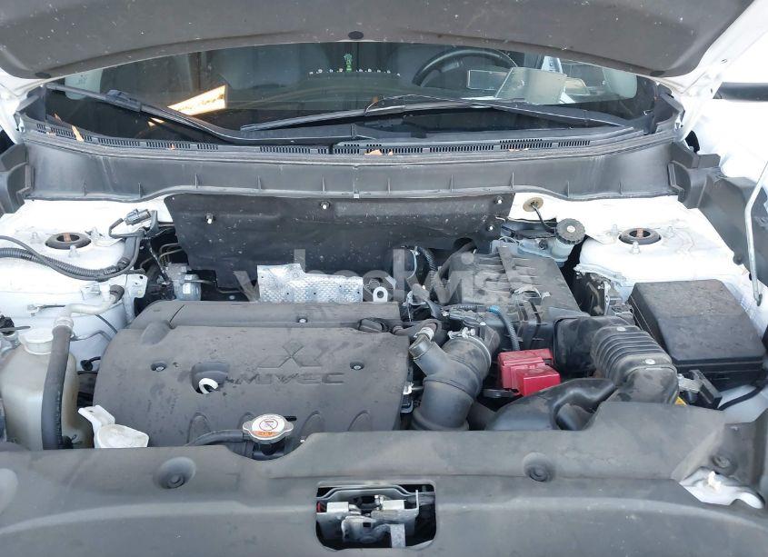 Photo 10 of 2015 Mitsubishi Outlander SPORT SE (VIN 4A4AR4AU7FE032466)