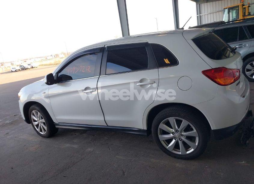 Photo 14 of 2015 Mitsubishi Outlander SPORT SE (VIN 4A4AR4AU7FE032466)