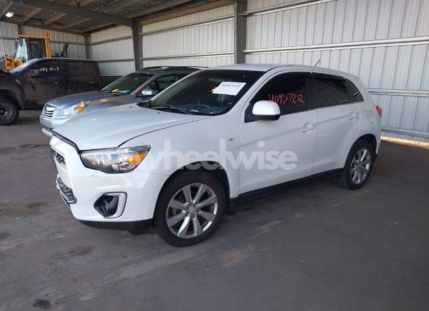 Photo 2 of 2015 Mitsubishi Outlander SPORT SE (VIN 4A4AR4AU7FE032466)