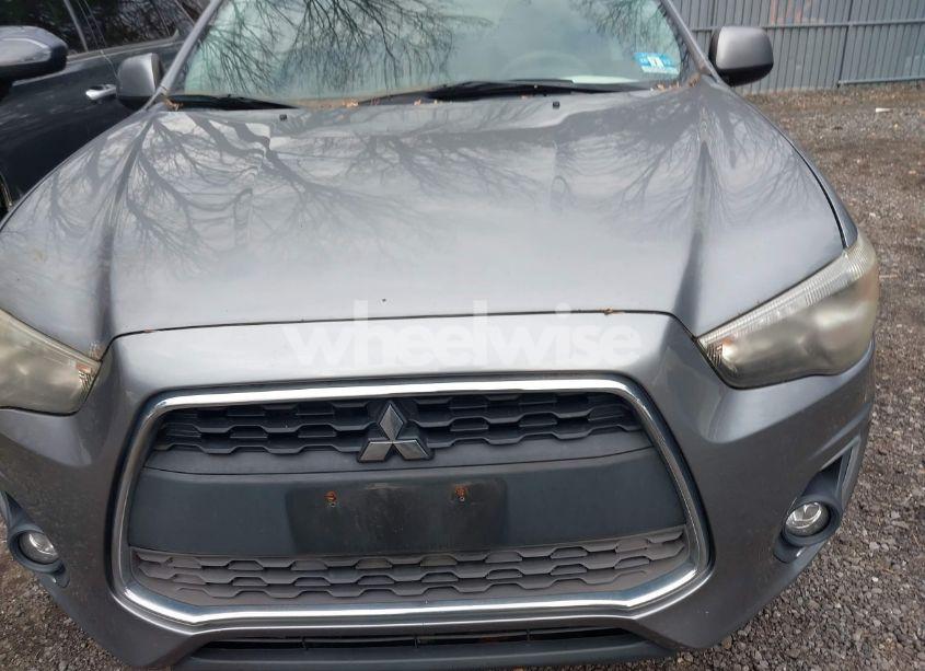 Photo 6 of 2013 Mitsubishi Outlander SPORT SE (VIN 4A4AR4AU8DE020517)