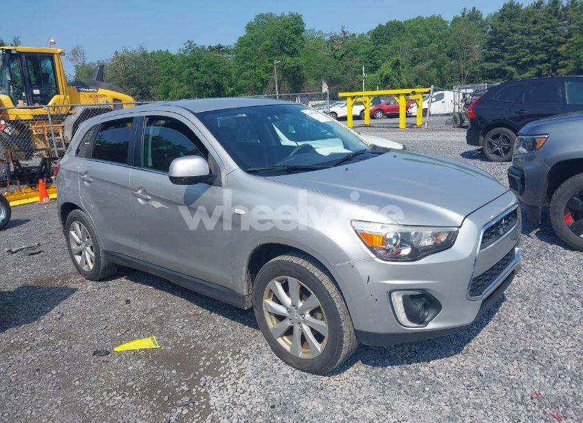 2015 Mitsubishi Outlander SPORT SE (VIN 4A4AR4AU8FE001579) main photo