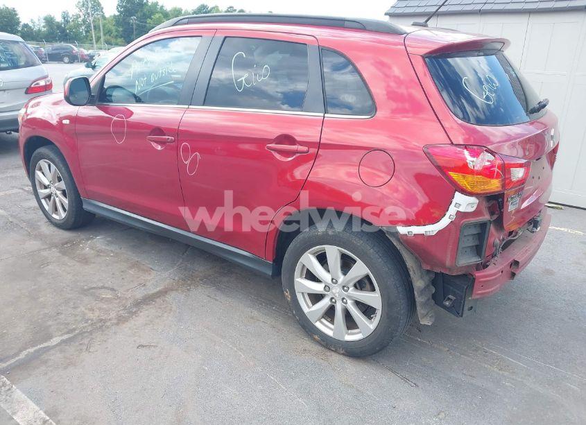 Photo 3 of 2015 Mitsubishi Outlander SPORT SE (VIN 4A4AR4AU8FE003915)