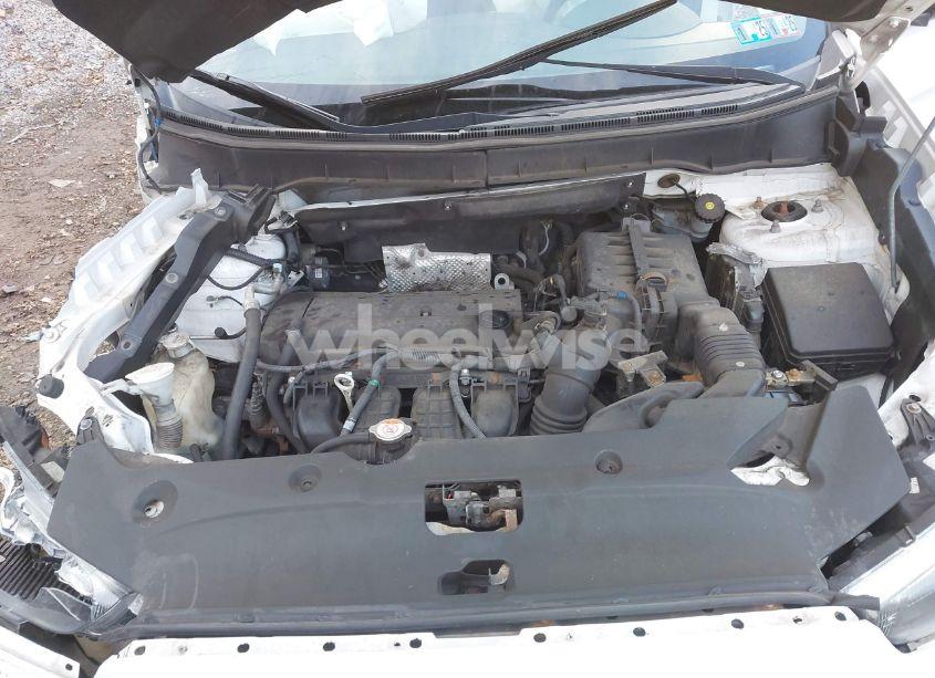 Photo 10 of 2015 Mitsubishi Outlander SPORT SE (VIN 4A4AR4AU8FE039619)