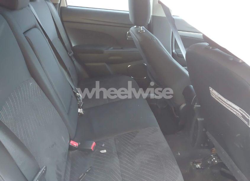 Photo 8 of 2015 Mitsubishi Outlander SPORT SE (VIN 4A4AR4AU8FE039619)