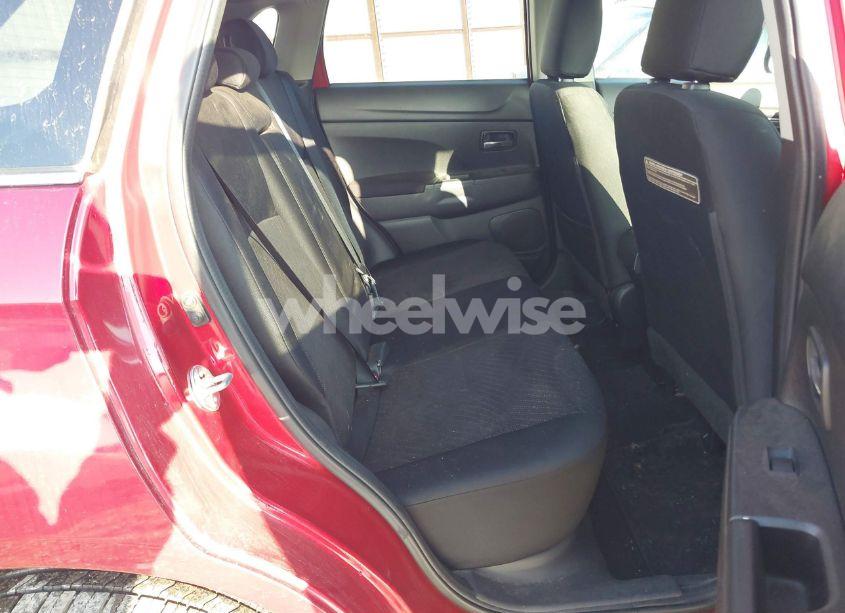 Photo 8 of 2015 Mitsubishi Outlander SPORT SE (VIN 4A4AR4AU9FE041475)