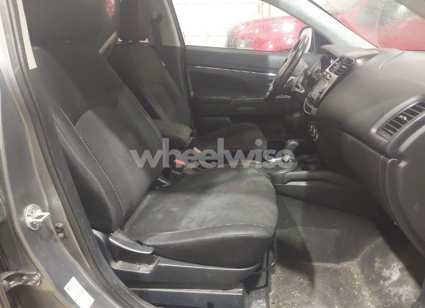 Photo 5 of 2015 Mitsubishi Outlander SPORT SE (VIN 4A4AR4AU9FE045350)