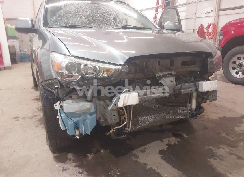 Photo 6 of 2015 Mitsubishi Outlander SPORT SE (VIN 4A4AR4AU9FE045350)