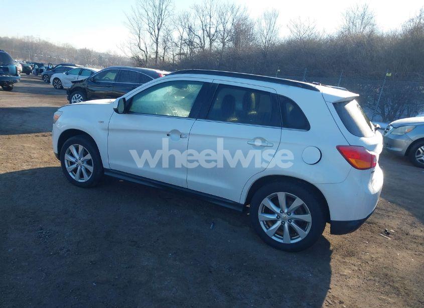 Photo 3 of 2014 Mitsubishi Outlander SPORT SE (VIN 4A4AR4AUXEE014039)