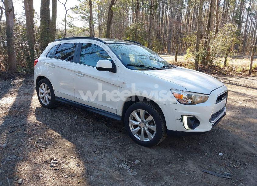 2015 Mitsubishi Outlander SPORT SE (VIN 4A4AR4AUXFE003883) main photo