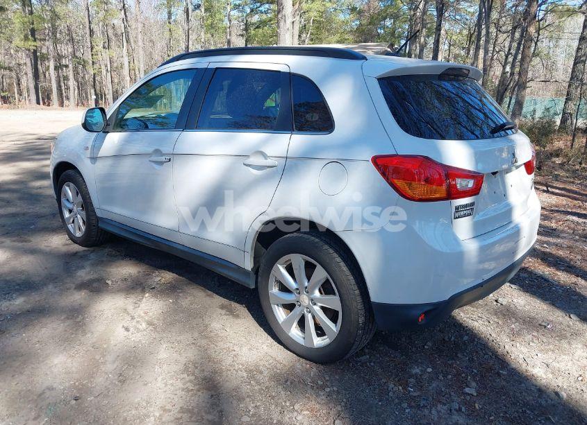 Photo 3 of 2015 Mitsubishi Outlander SPORT SE (VIN 4A4AR4AUXFE003883)