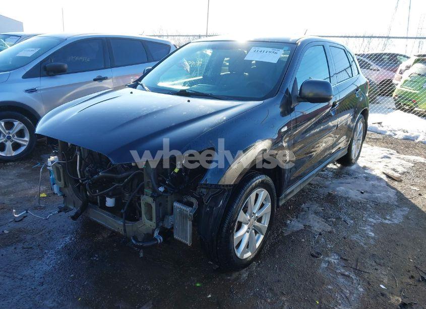 Photo 2 of 2015 Mitsubishi Outlander SPORT SE (VIN 4A4AR4AUXFE006265)