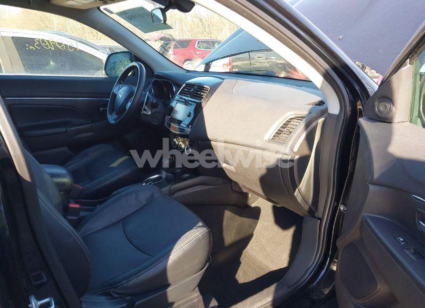 Photo 5 of 2015 Mitsubishi Outlander SPORT SE (VIN 4A4AR4AUXFE006265)