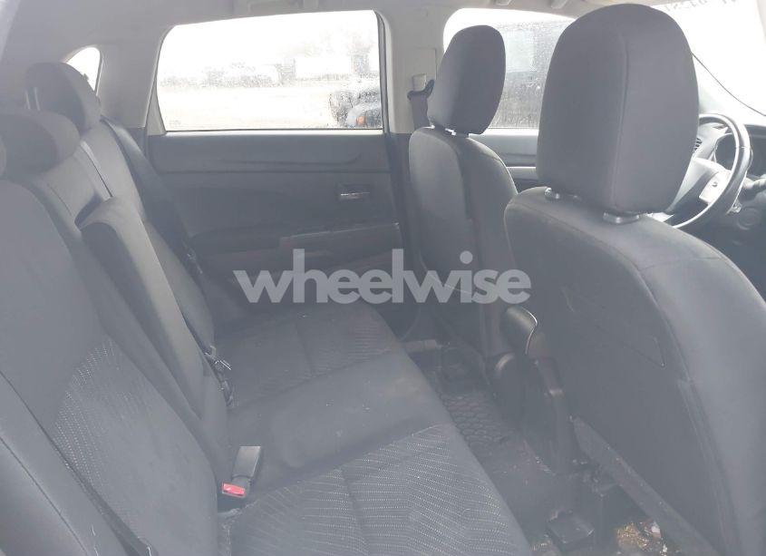 Photo 8 of 2015 Mitsubishi Outlander SPORT SE (VIN 4A4AR4AUXFE007612)