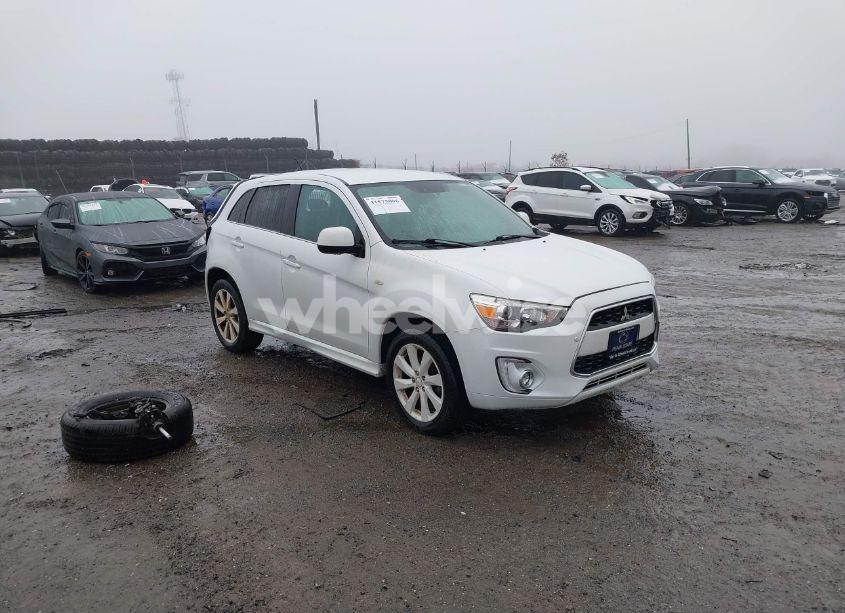 2015 Mitsubishi Outlander SPORT SE (VIN 4A4AR4AUXFE057829) main photo