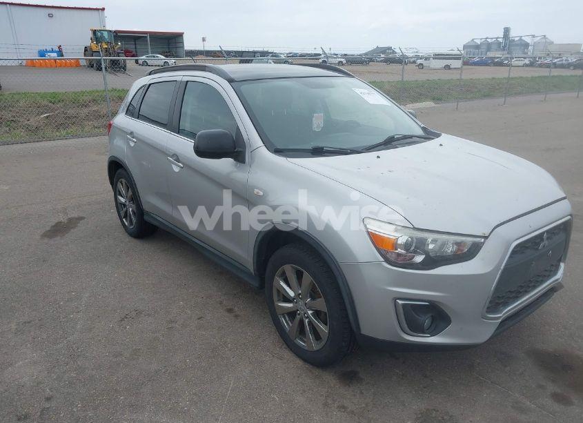2013 Mitsubishi Outlander SPORT LE (VIN 4A4AR5AU2DE023810) main photo
