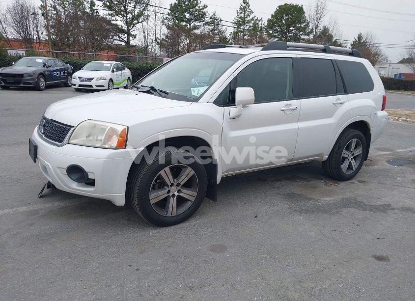 Photo 2 of 2011 Mitsubishi Endeavor SE (VIN 4A4JM3AS5BE018468)