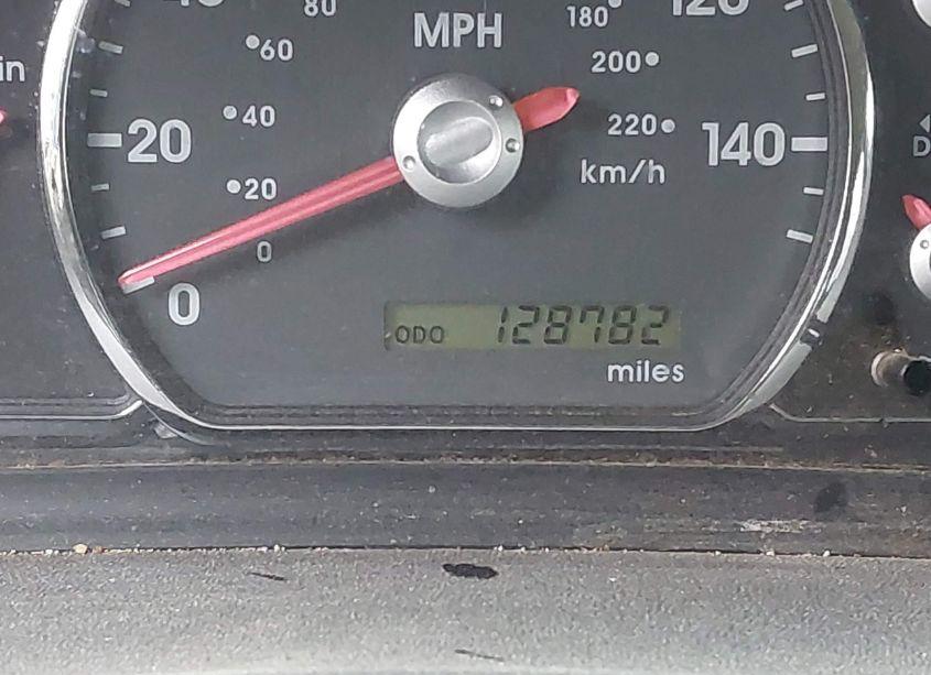 Photo 16 of 2011 Mitsubishi Endeavor (VIN 4A4JN2AS8BE014972)