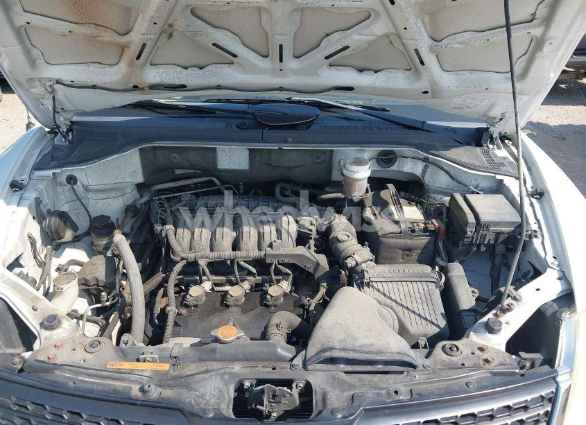 Photo 10 of 2011 Mitsubishi Endeavor (VIN 4A4JN2AS8BE036521)