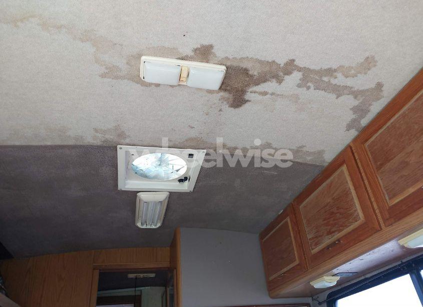 Photo 6 of 1994 Oshkosh Motor TRUCK CO. CHASSIS X LINE (VIN 4CDR5EM29R2304199)