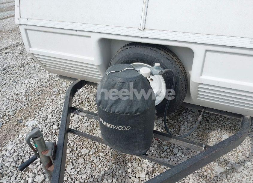 Photo 7 of 1995 Fleetwood Royale POP UP CAMPER (VIN 4CE689E19S7266968)