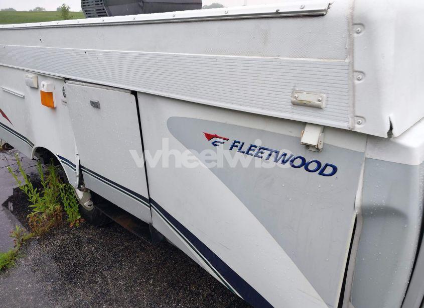 Photo 15 of 2006 Fleetwood Americana (VIN 4CP681H1457269317)