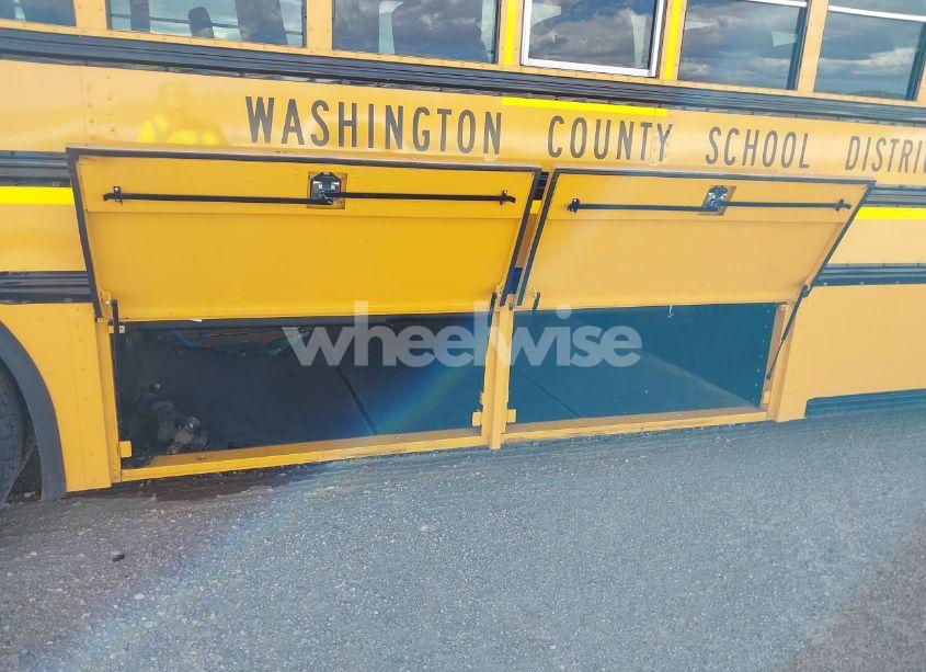 Photo 11 of 2023 Ic Corporation 3000 RE (VIN 4DRBWTAR9PB129869)