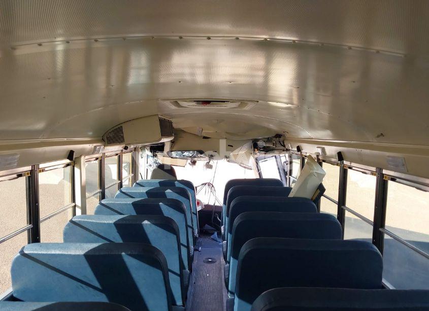 Photo 5 of 2023 Ic Corporation 3000 RE (VIN 4DRBWTAR9PB129869)