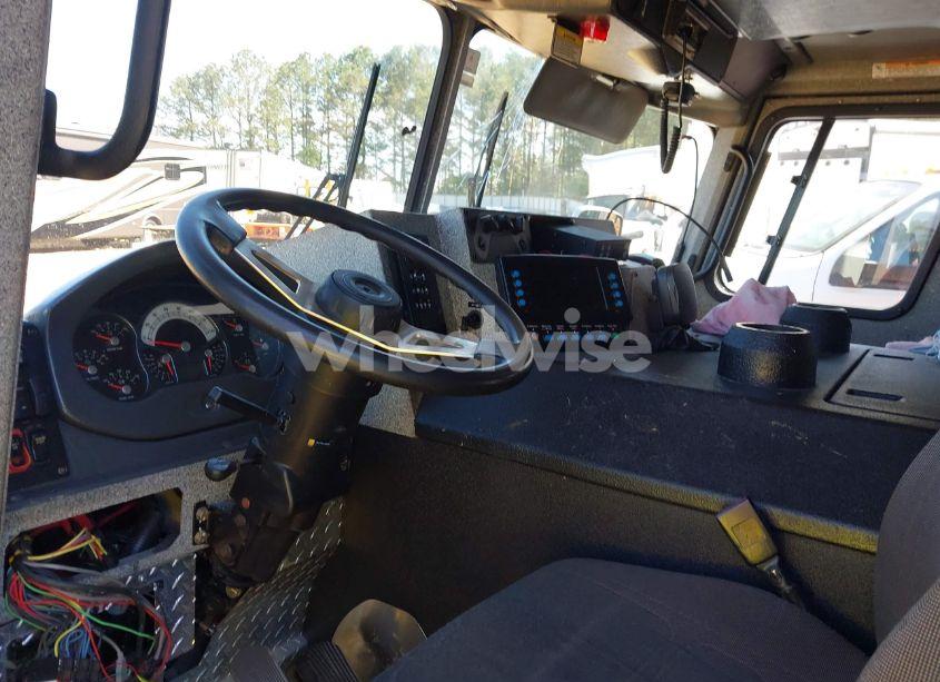 Photo 5 of 2016 Emergency One FIRETRUCK (VIN 4EN6AAA86G1000106)