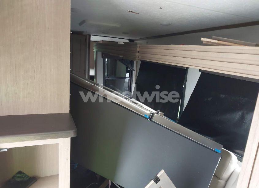 Photo 5 of 2024 Kz Durango 286BHD HALF TON 5H WHEEL TRAVEL TRAILER (VIN 4EZFD3422R6044599)