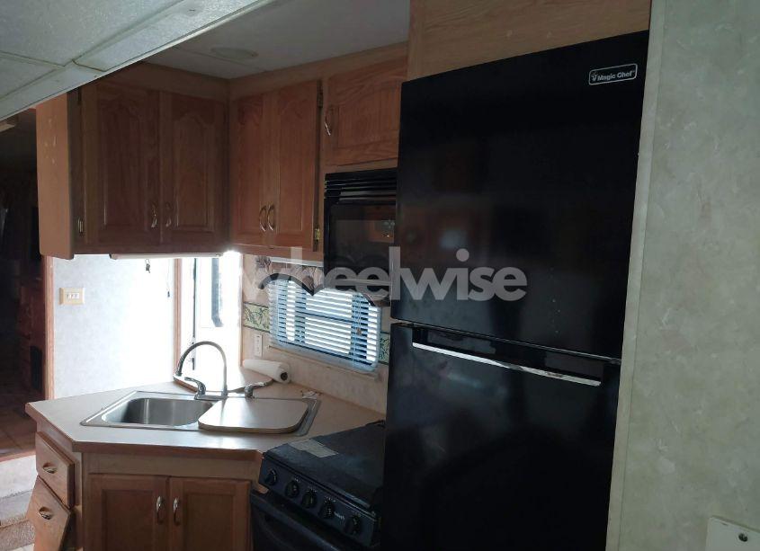 Photo 5 of 2004 K-z Inc TRAVEL TRAILER (VIN 4EZFS28274S098653)