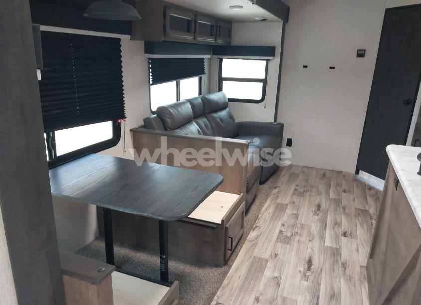 Photo 11 of 2022 Venture Rv SPORT TREK (VIN 4EZT13224N8101396)