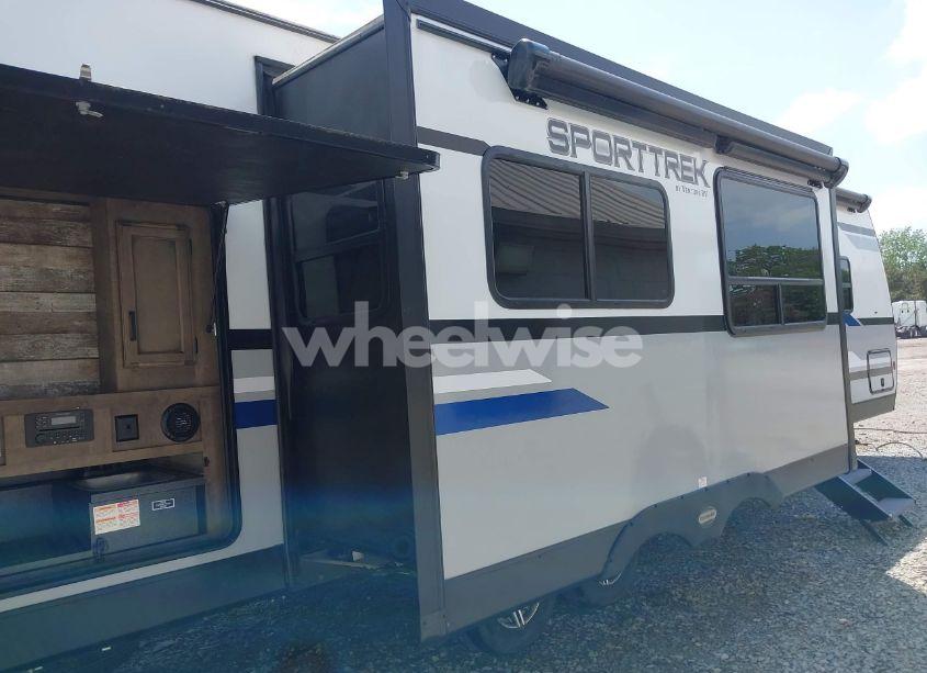 Photo 13 of 2022 Venture Rv SPORT TREK (VIN 4EZT13224N8101396)