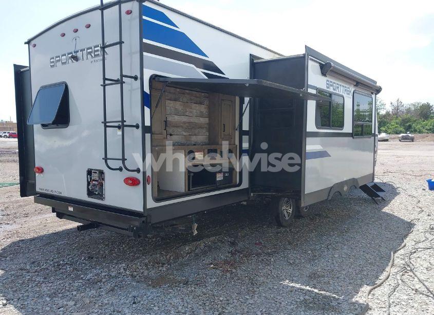 Photo 4 of 2022 Venture Rv SPORT TREK (VIN 4EZT13224N8101396)