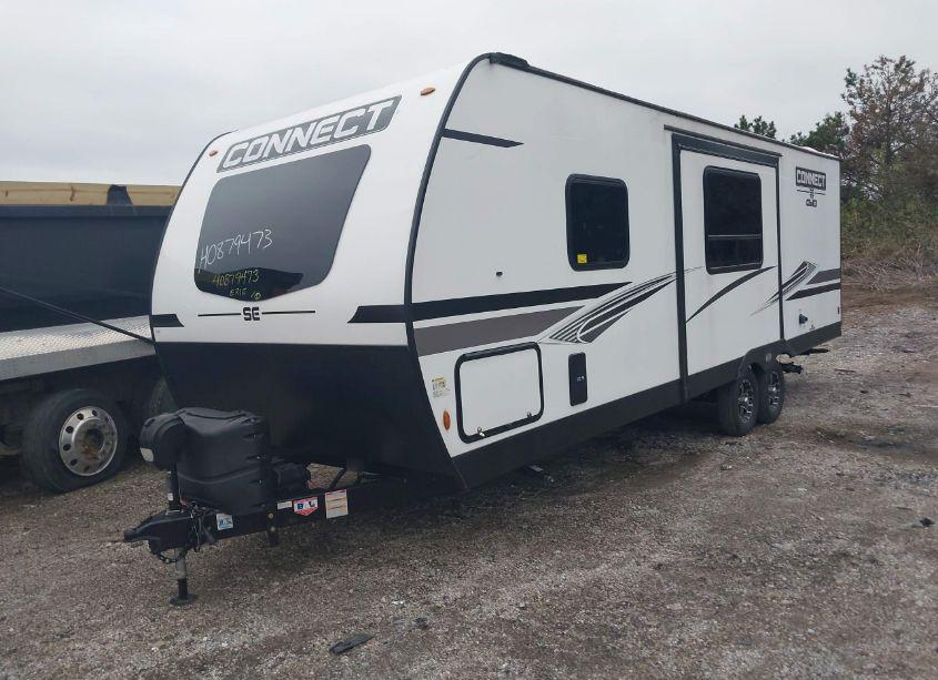 Photo 2 of 2022 Kz Connect SE C2 (VIN 4EZTL2628N7061408)