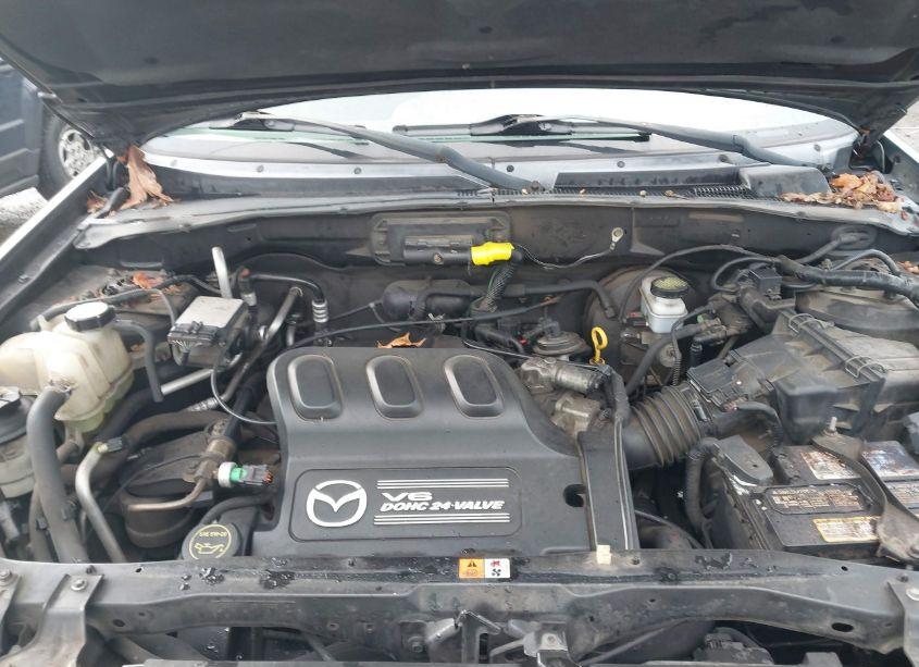 Photo 10 of 2001 Mazda Tribute ES V6/LX V6 (VIN 4F2CU08131KM10196)