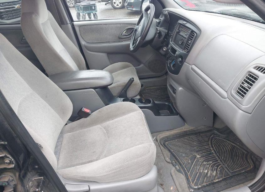 Photo 5 of 2001 Mazda Tribute ES V6/LX V6 (VIN 4F2CU08131KM10196)