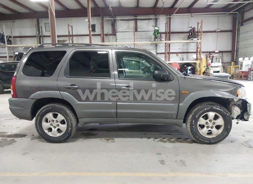 Photo 13 of 2002 Mazda Tribute ES V6/LX V6 (VIN 4F2CU08132KM39554)