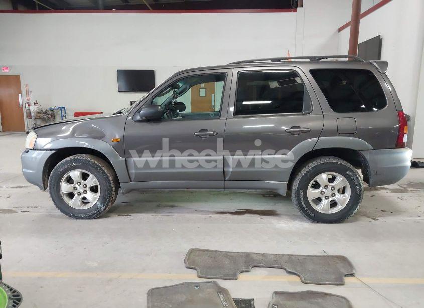 Photo 14 of 2002 Mazda Tribute ES V6/LX V6 (VIN 4F2CU08132KM39554)