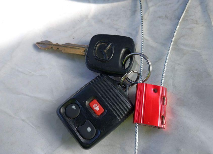 Photo 11 of 2001 Mazda Tribute ES V6/LX V6 (VIN 4F2CU08161KM20818)