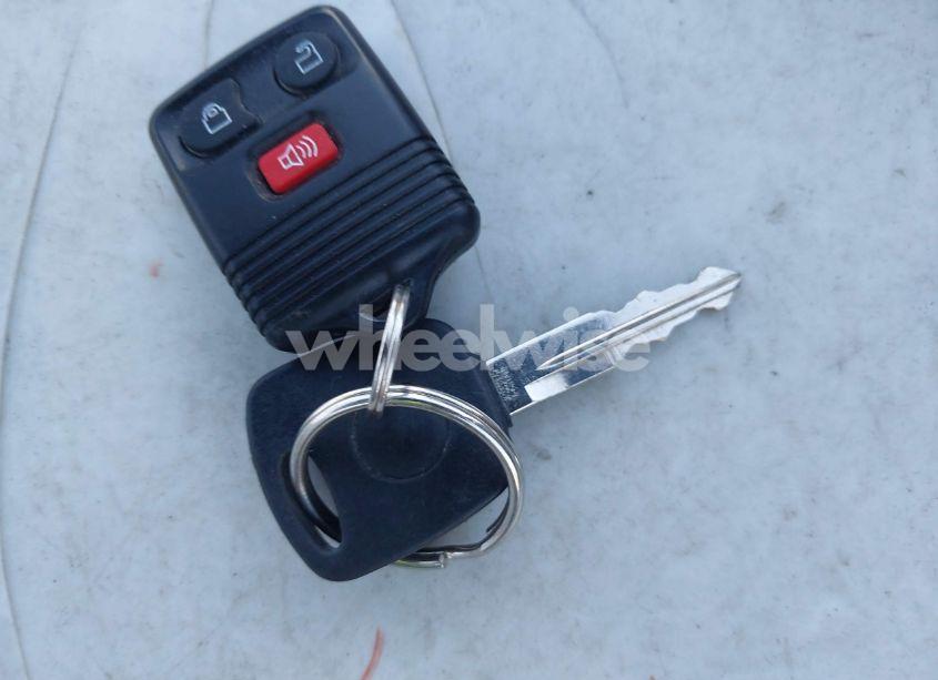 Photo 11 of 2002 Mazda Tribute ES V6/LX V6 (VIN 4F2CU08182KM38688)