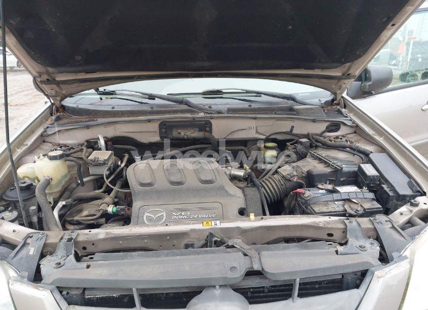 Photo 10 of 2002 Mazda Tribute ES V6/LX V6 (VIN 4F2CU09112KM28471)