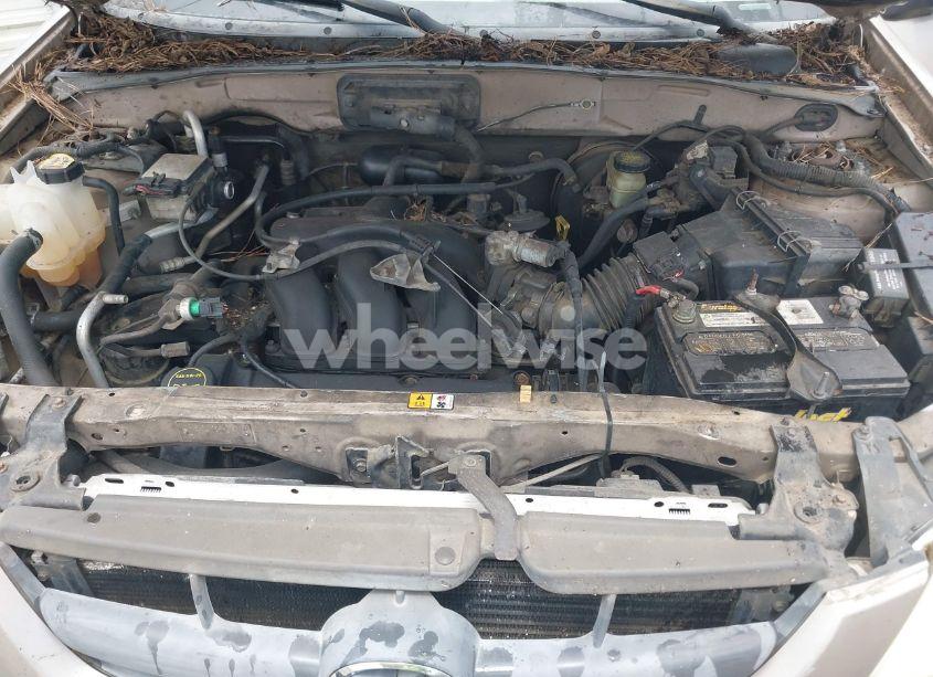 Photo 10 of 2002 Mazda Tribute ES V6/LX V6 (VIN 4F2CU09192KM45213)