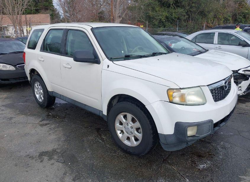 2010 Mazda Tribute I SPORT (VIN 4F2CY0C73AKM04172) main photo