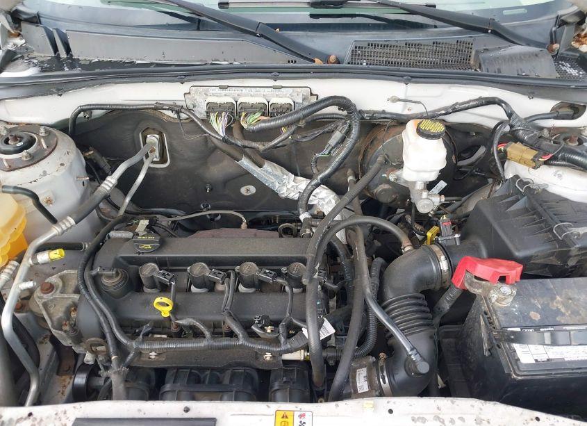 Photo 10 of 2010 Mazda Tribute I SPORT (VIN 4F2CY0C73AKM04172)