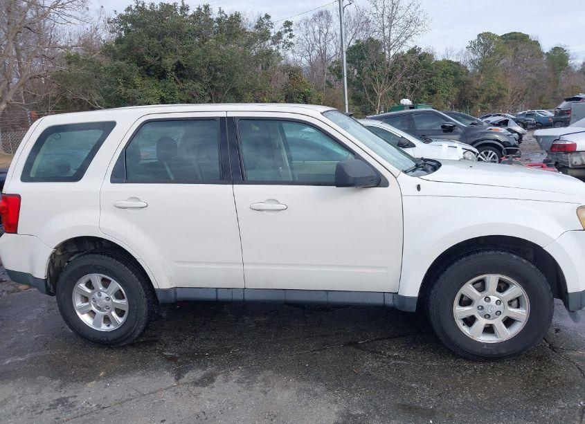 Photo 13 of 2010 Mazda Tribute I SPORT (VIN 4F2CY0C73AKM04172)