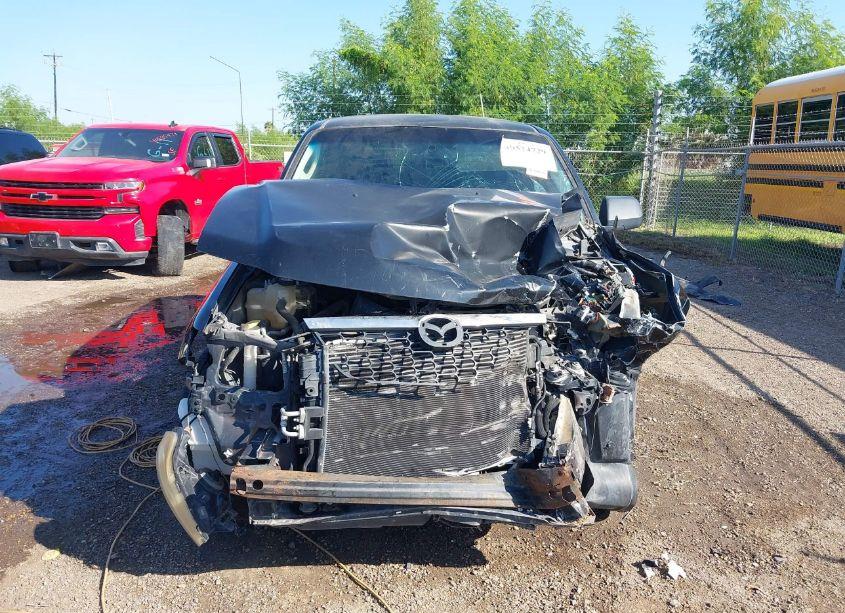 Photo 13 of 2010 Mazda Tribute I SPORT (VIN 4F2CY0C74AKM10031)