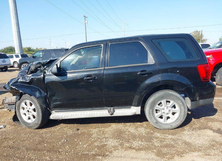 Photo 15 of 2010 Mazda Tribute I SPORT (VIN 4F2CY0C74AKM10031)